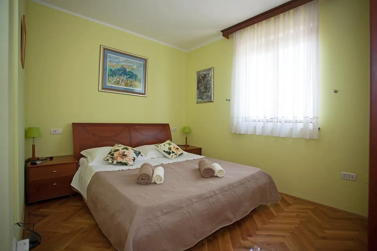 Apartment Pia Rovinj